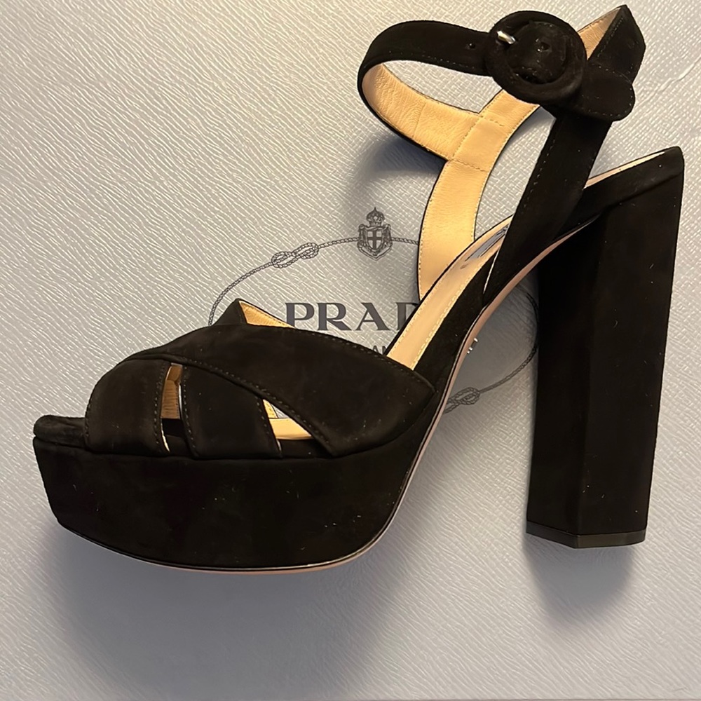 Size 37 PRADA 5” suede platform sandals